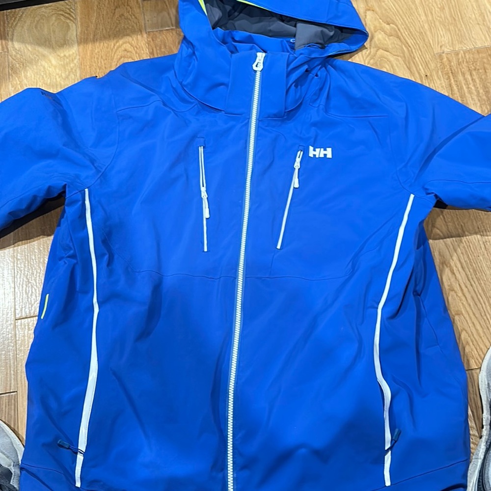 Helly Hansen Alpha 3.0 ski coat